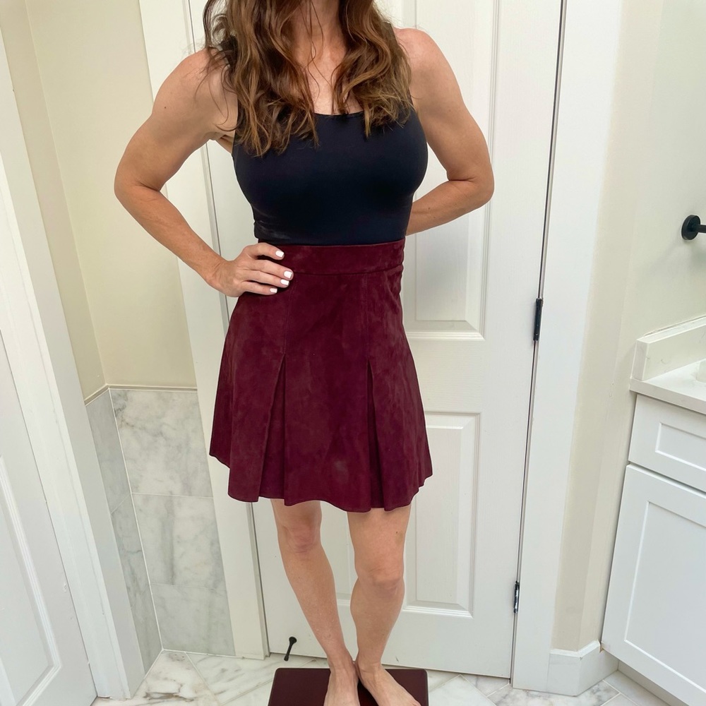 Alice + Olivia Skirt Burgundy Pleated Suede